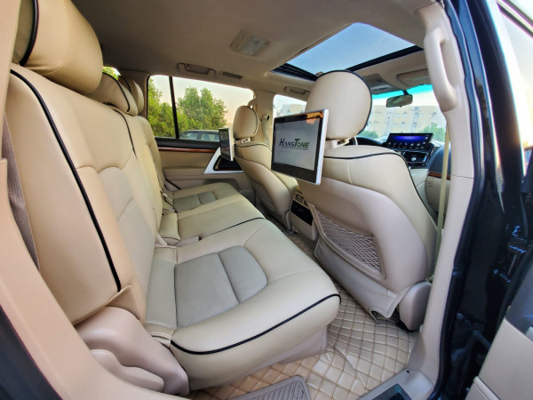 Toyota Land Cruiser 2013  Black LHD Gasoline AT SUV 4WD view 2