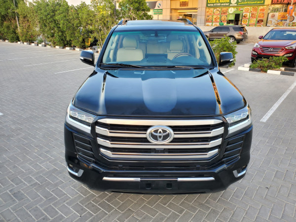 Toyota Land Cruiser 2013  Black LHD Gasoline AT SUV 4WD view 17