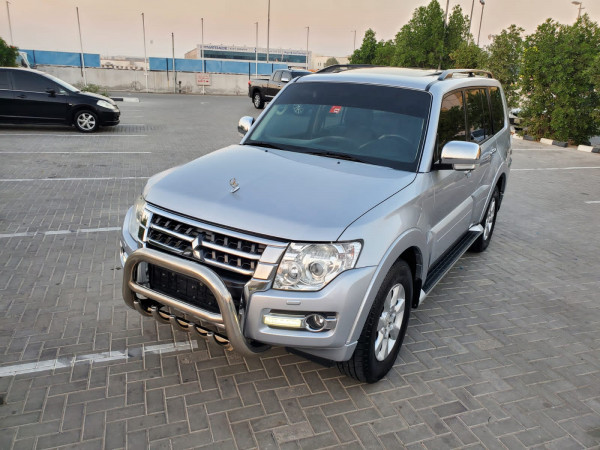 Mitsubishi Pajero 2016/ Silver LHD Gasoline AT SUV 4WD view 6