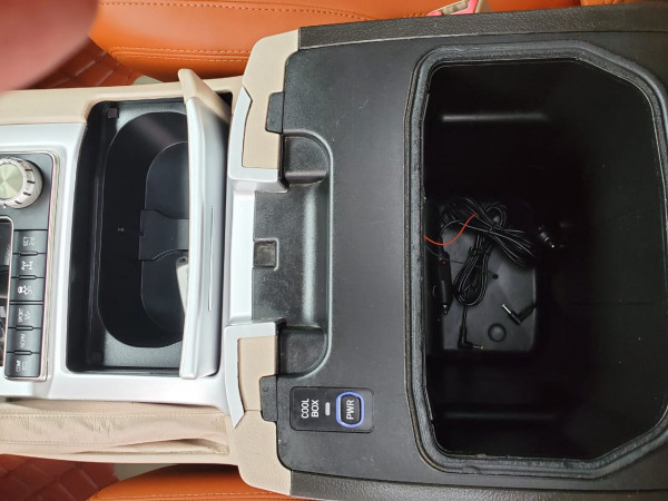 Toyota Land Cruiser 2009/ Black LHD Gasoline AT SUV 4WD view 17