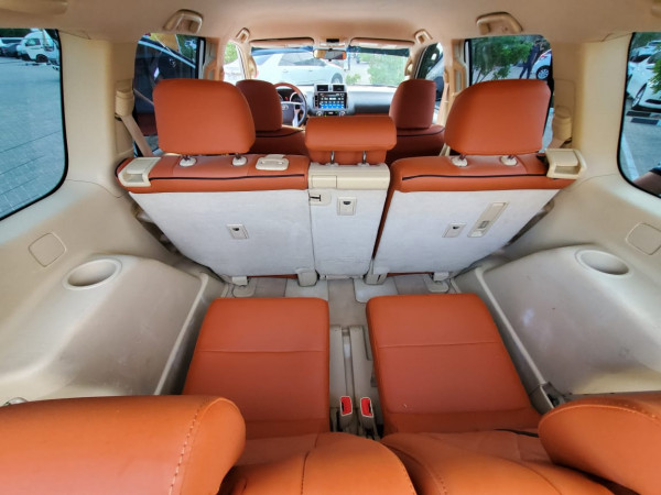 Toyota LAND CRUISER PRADO 2017  White LHD Gasoline AT SUV 4WD view 10