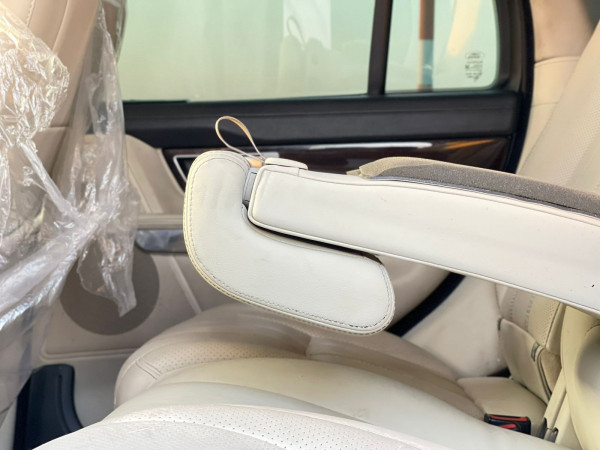 Land Rover Range Rover Sport 2012  White LHD Petrol AT SUV 4WD view 14