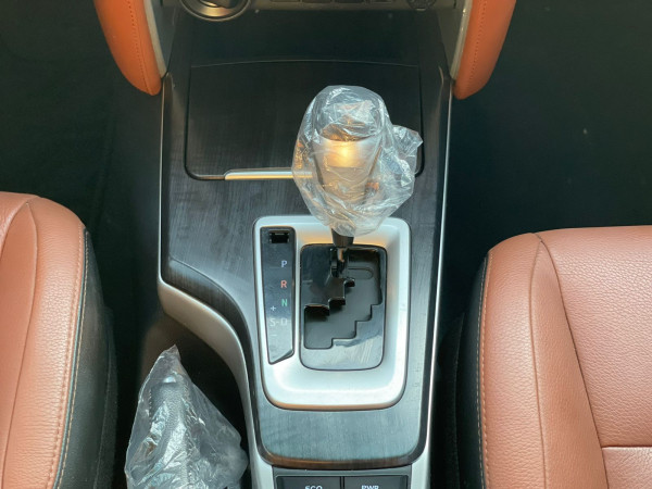 Toyota Fortuner 2017/ Grey LHD Gasoline AT SUV 4WD view 8