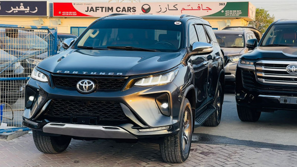 Toyota Fortuner 2017/ Grey LHD Gasoline AT SUV 4WD view 34
