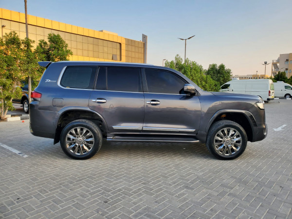 Toyota Land Cruiser 2008  Grey LHD Gasoline AT SUV 4WD view 19