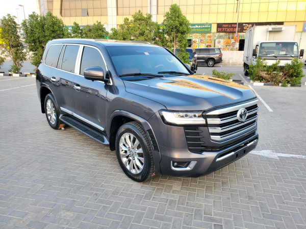 Toyota Land Cruiser 2013 02 Grey LHD Gasoline AT SUV 4WD view 21