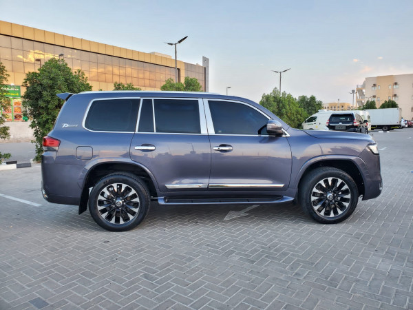Toyota Land Cruiser 2010 03 Grey LHD Gasoline AT SUV 4WD view 18