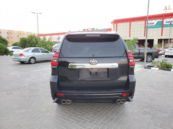 Toyota LAND CRUISER PRADO 2011/ Black LHD Gasoline AT SUV 4WD view 4