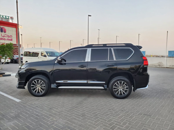 Toyota LAND CRUISER PRADO 2011/ Black LHD Gasoline AT SUV 4WD view 5