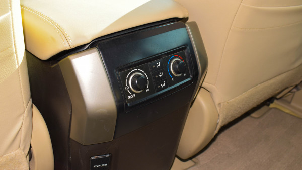 Toyota LAND CRUISER PRADO 2012 04 Grey LHD Gasoline AT SUV 4WD view 10