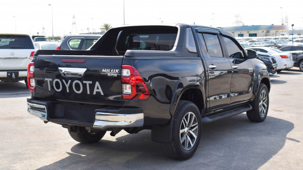Toyota Hilux 2016 09 Black RHD Diesel AT Pickup 4WD view 19