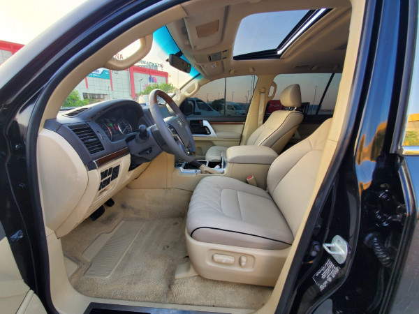 Toyota Land Cruiser 2016  Black LHD Gasoline AT SUV 4WD view 5