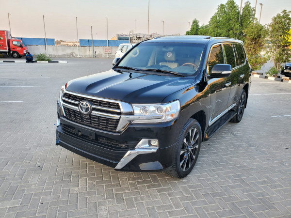 Toyota Land Cruiser 2016  Black LHD Gasoline AT SUV 4WD view 11
