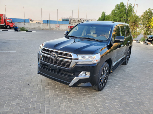 Toyota Land Cruiser 2016  Black LHD Gasoline AT SUV 4WD view 15