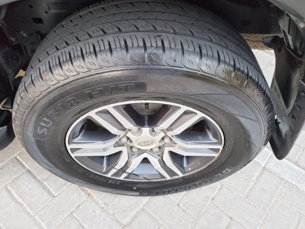Toyota Fortuner 2016/4 Black LHD Petrol AT SUV 4WD view 7