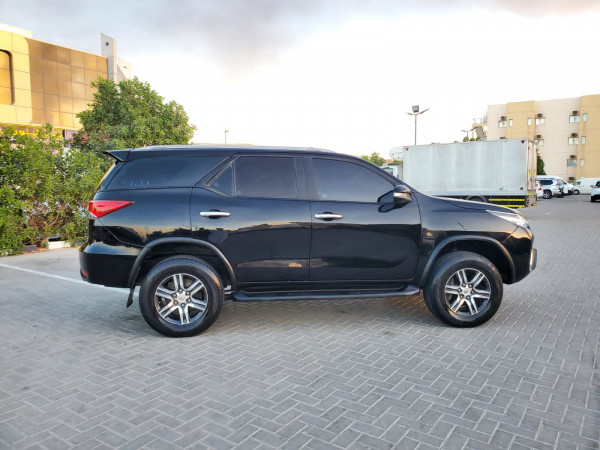 Toyota Fortuner 2016/4 Black LHD Petrol AT SUV 4WD view 12