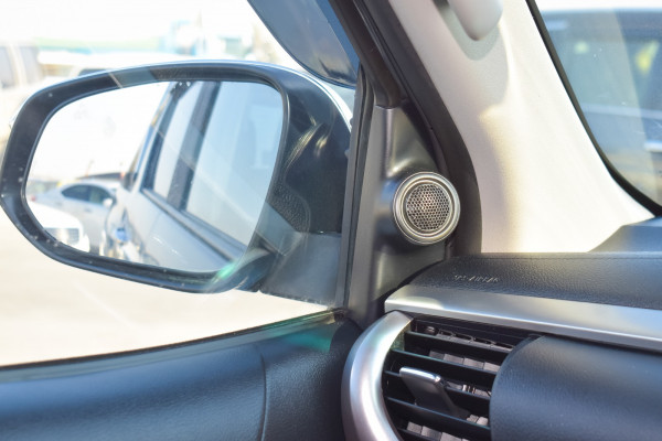 Toyota Hilux 2021  Grey RHD Diesel AT Pickup 4WD view 20