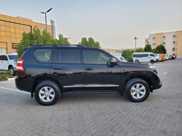 Toyota LAND CRUISER PRADO 2017  Black LHD Gasoline AT SUV 4WD view 15