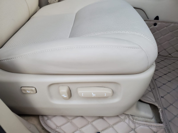 Lexus LX 570 2010 02 Gold LHD Petrol AT SUV 4WD view 4