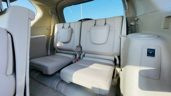 Toyota LAND CRUISER PRADO 2017/4 White RHD Diesel AT SUV 4WD view 15