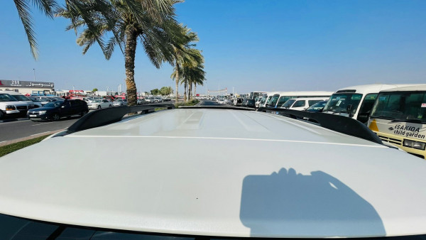 Toyota LAND CRUISER PRADO 2017/4 White RHD Diesel AT SUV 4WD view 20