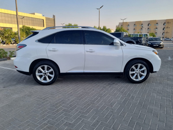 Lexus RX 350 2011 03 White LHD Petrol AT SUV 2WD view 14