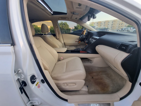 Lexus RX 350 2011 03 White LHD Petrol AT SUV 2WD view 15