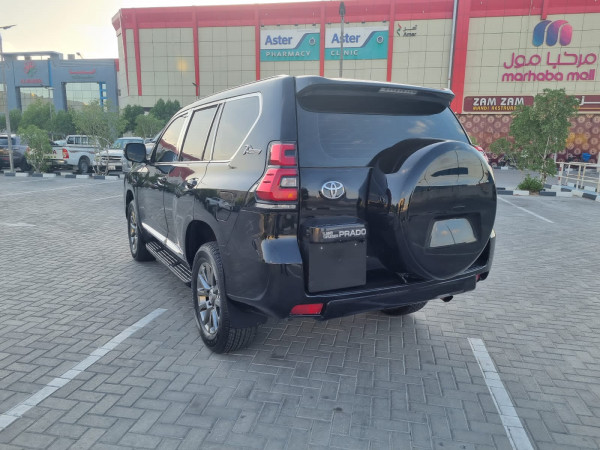 Toyota LAND CRUISER PRADO 2010/1 Black LHD Gasoline AT SUV 4WD view 14