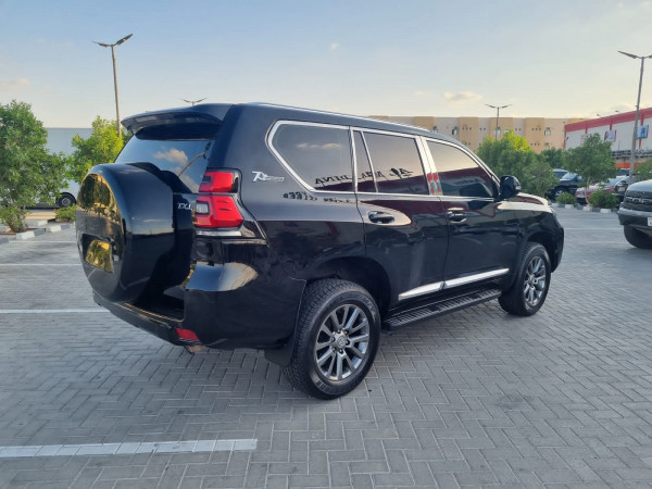 Toyota LAND CRUISER PRADO 2010/1 Black LHD Gasoline AT SUV 4WD view 16