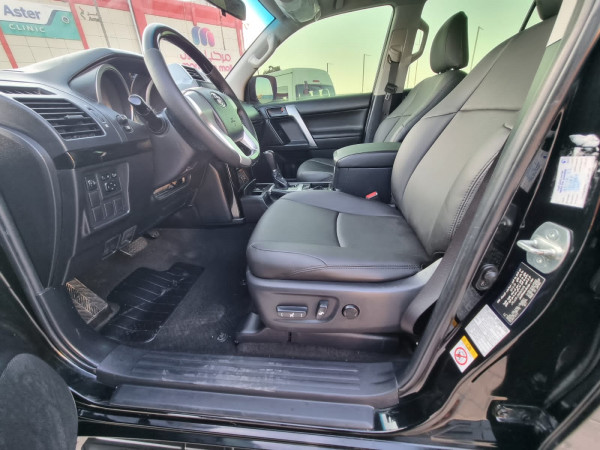 Toyota LAND CRUISER PRADO 2013 09 Black LHD Gasoline AT SUV 4WD view 2