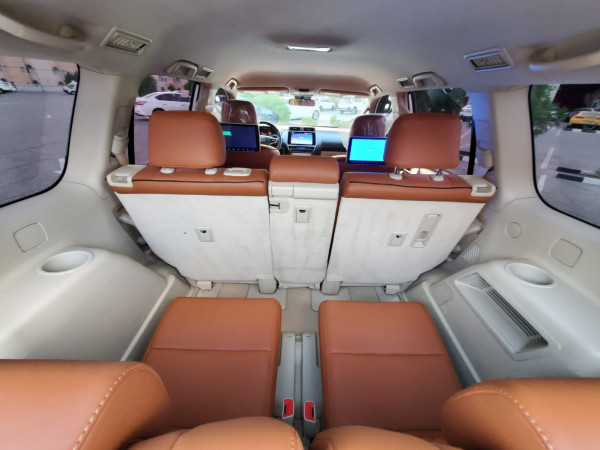 Toyota LAND CRUISER PRADO 2018/ White LHD Gasoline AT SUV 4WD view 6