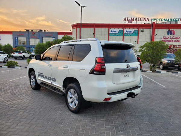 Toyota LAND CRUISER PRADO 2018/ White LHD Gasoline AT SUV 4WD view 10