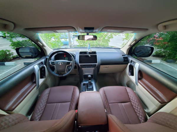 Toyota LAND CRUISER PRADO 2018/ Black LHD Gasoline AT SUV 4WD view 7