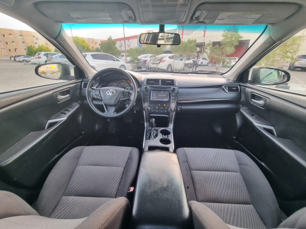 Toyota Camry 2015  Grey LHD Petrol AT Sedan 2WD view 2