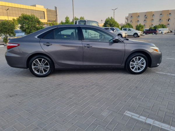 Toyota Camry 2015  Grey LHD Petrol AT Sedan 2WD view 13