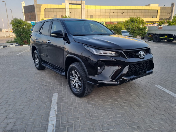 Toyota Fortuner 2019  Black LHD Gasoline AT SUV 4WD view 15