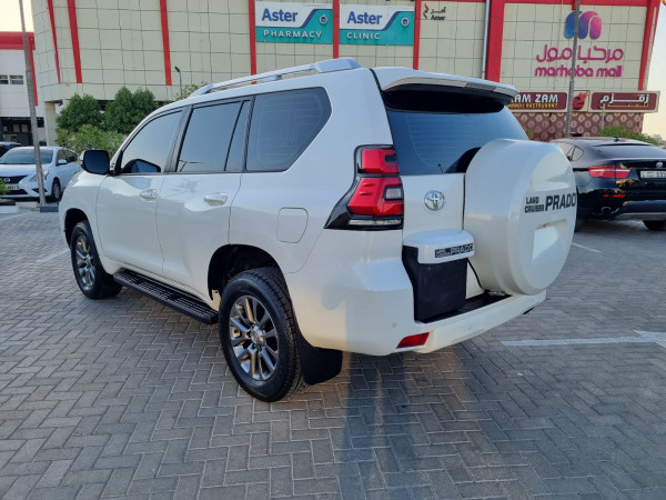 Toyota LAND CRUISER PRADO 2018  White LHD Gasoline AT SUV 4WD view 4