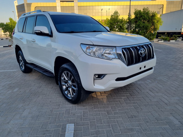 Toyota LAND CRUISER PRADO 2018  White LHD Gasoline AT SUV 4WD view 13