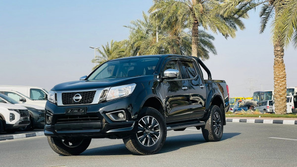 Nissan Navara 2017/3 Black RHD Diesel AT Pickup 4WD