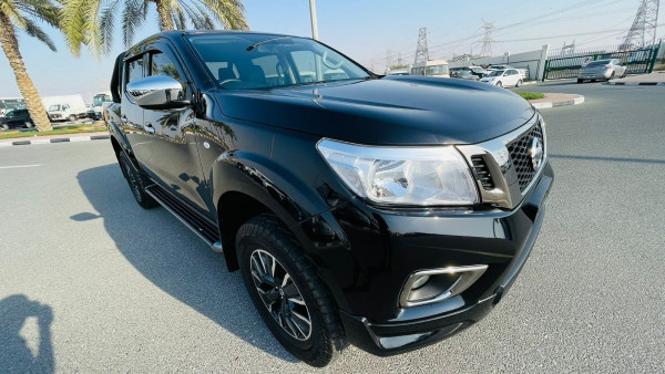 Nissan Navara 2017/3 Black RHD Diesel AT Pickup 4WD view 9