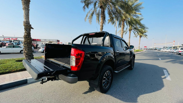 Nissan Navara 2017/3 Black RHD Diesel AT Pickup 4WD view 26