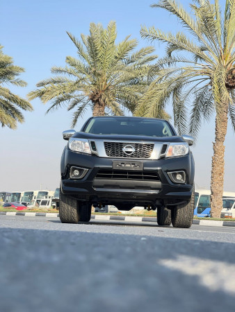 Nissan Navara 2017/3 Black RHD Diesel AT Pickup 4WD view 35