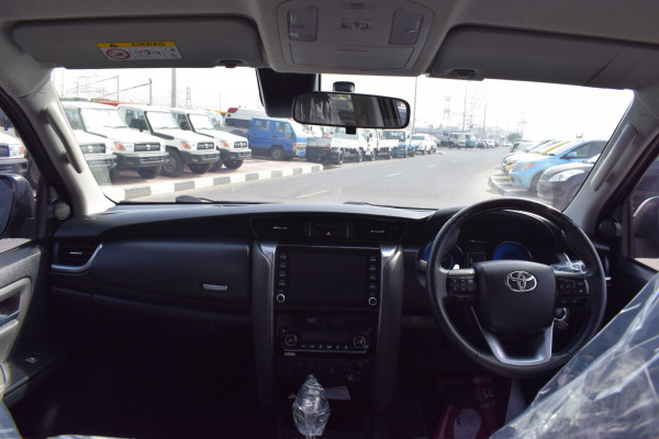 Toyota Fortuner 2020  Silver RHD Diesel AT SUV 4WD view 7