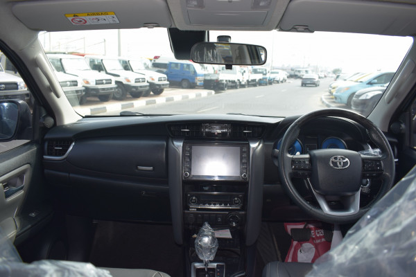 Toyota Fortuner 2020  Silver RHD Diesel AT SUV 4WD view 9