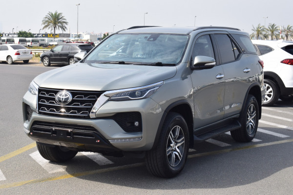 Toyota Fortuner 2020  Silver RHD Diesel AT SUV 4WD view 12