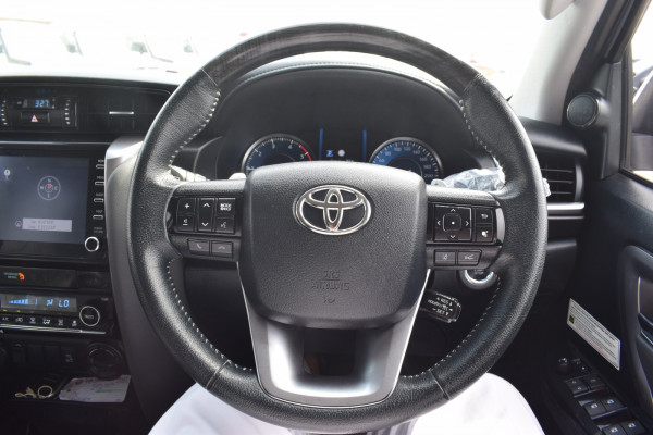 Toyota Fortuner 2020  Silver RHD Diesel AT SUV 4WD view 13