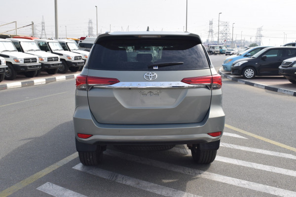 Toyota Fortuner 2020  Silver RHD Diesel AT SUV 4WD view 17