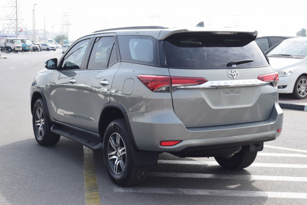 Toyota Fortuner 2020  Silver RHD Diesel AT SUV 4WD view 18