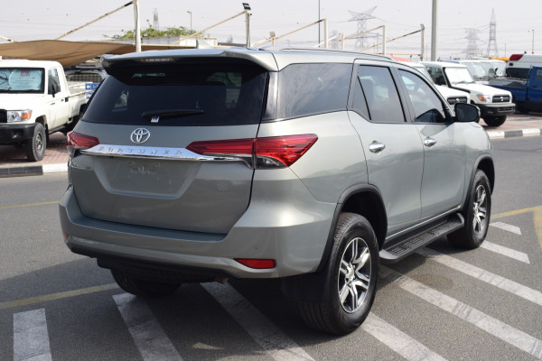 Toyota Fortuner 2020  Silver RHD Diesel AT SUV 4WD view 19