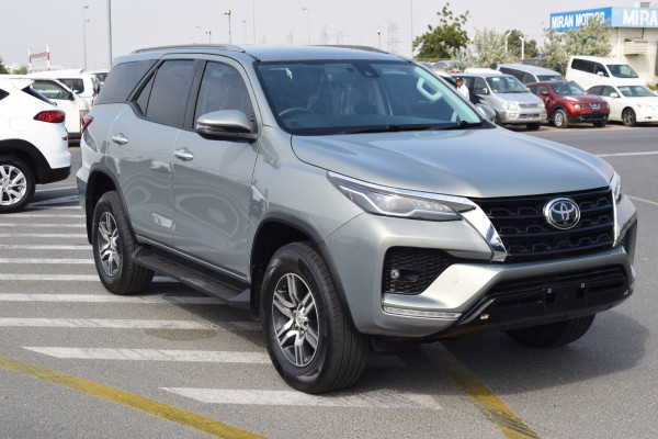 Toyota Fortuner 2020  Silver RHD Diesel AT SUV 4WD view 24